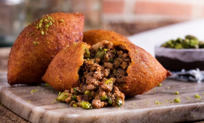 antep-fistikli-icli-kofte-min-min غذاهای سنتی